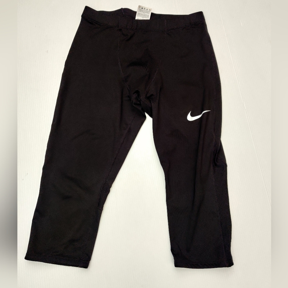 Nike Dry Fit Cropped Black Leggings